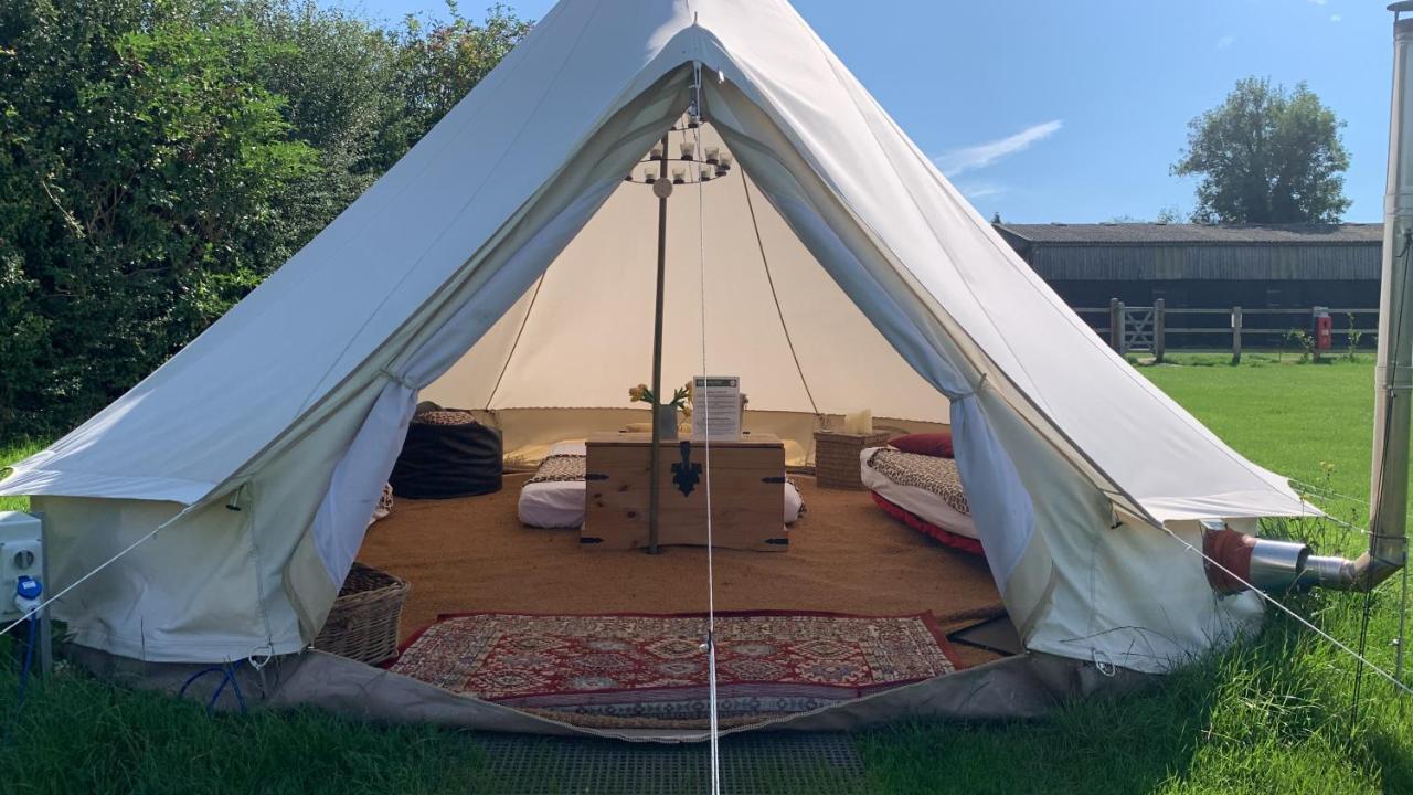 Home Farm Radnage Glamping Bell Tent 6, With Log Burner And Fire Pit High Wycombe Exteriér fotografie