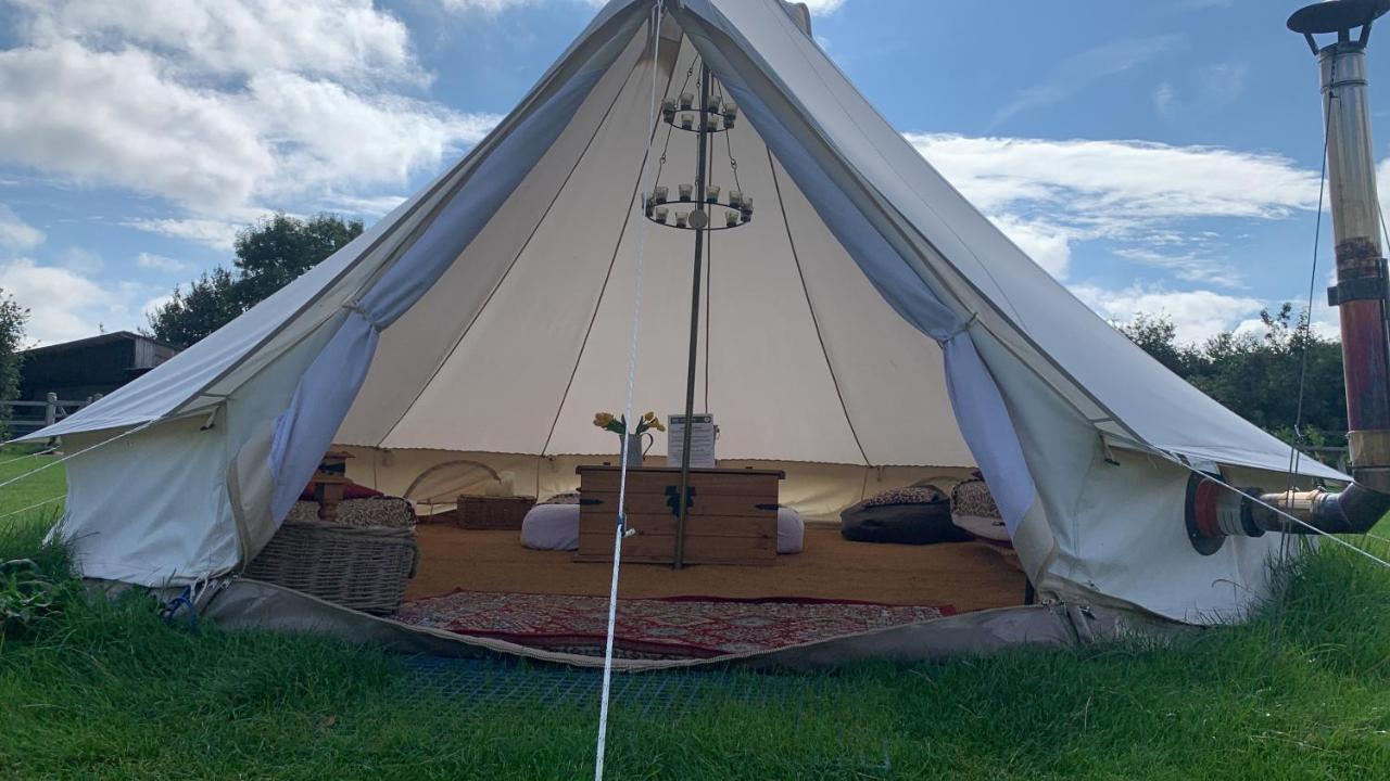 Home Farm Radnage Glamping Bell Tent 6, With Log Burner And Fire Pit High Wycombe Exteriér fotografie